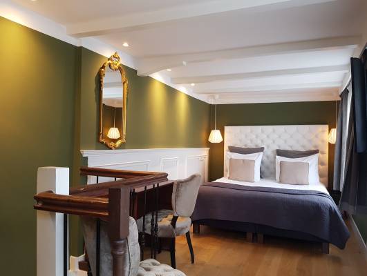 Comfortable guest room at PrimeWharf